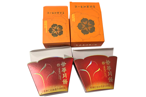 How does hot stamping reverse topcoat enhance the three-dimensional sense and clarity of patterns?